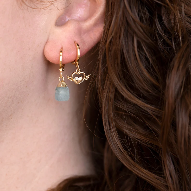 Raw Crystal Huggies Hoops Gold, Crystal Hoop Earrings, Birthstone Huggies, Charm Earrings, Tiny Dainty Small Hoops, Minimalist earrings